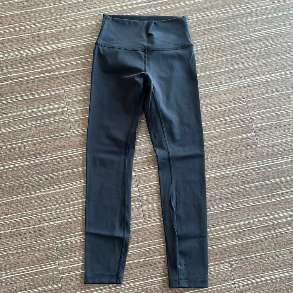 Lululemon black leggings